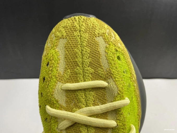 GLOW ADIDAS HYLTE YEEZY 380 BOOST FZ4990 0719